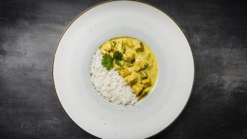 pollo al curry con riso