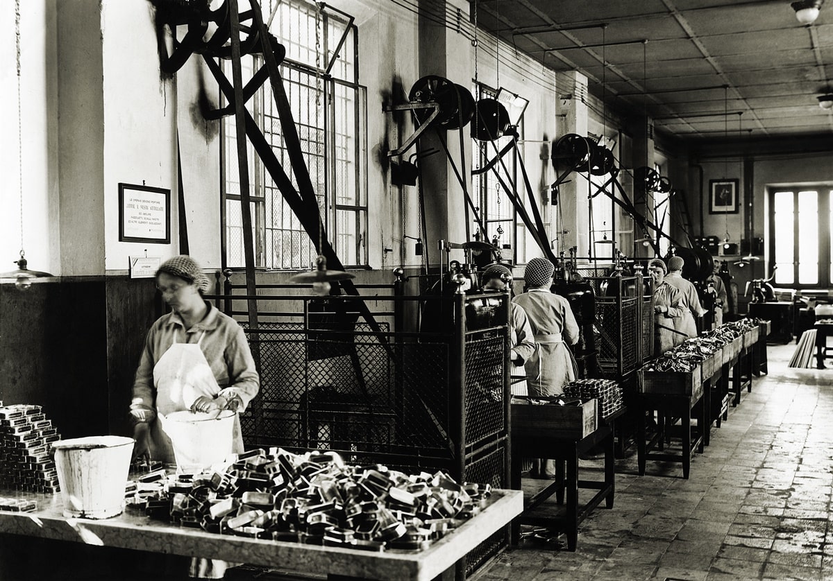 tonno-in-scatola-lavorazione